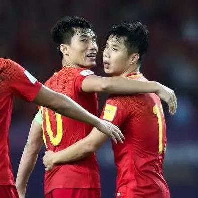 实况中超鲁能最强阵容揭晓:图谱分解鲁能阵型,揭秘背后战术布局与选手实力分析