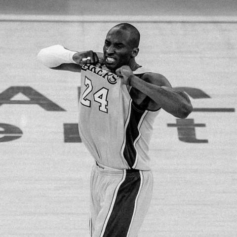 (科比电脑壁纸超清 1080)高清横向版：致敬传奇篮球运动员科比的电脑壁纸精选集