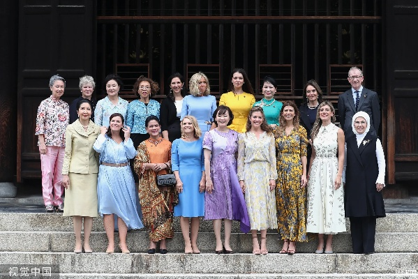 (g20峰会元首夫人礼)G20峰会第一夫人合照：世界首脑夫人共聚一堂，展现国际友谊之美
